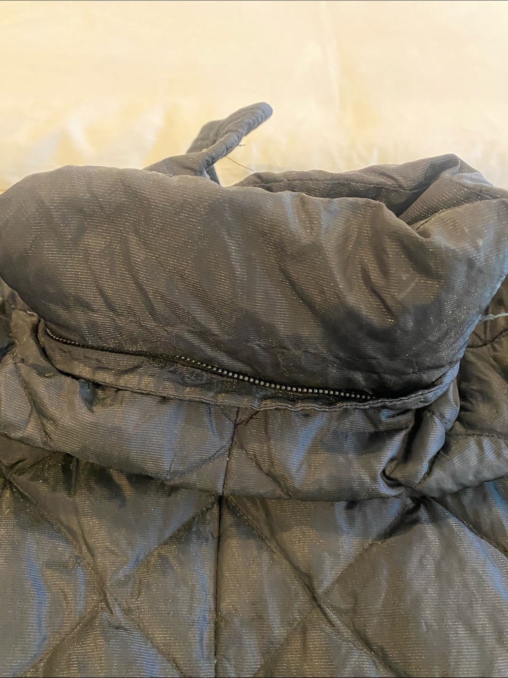 Burberry Black Quilted Diamond-Puffer Coat - Picture 6 of 8